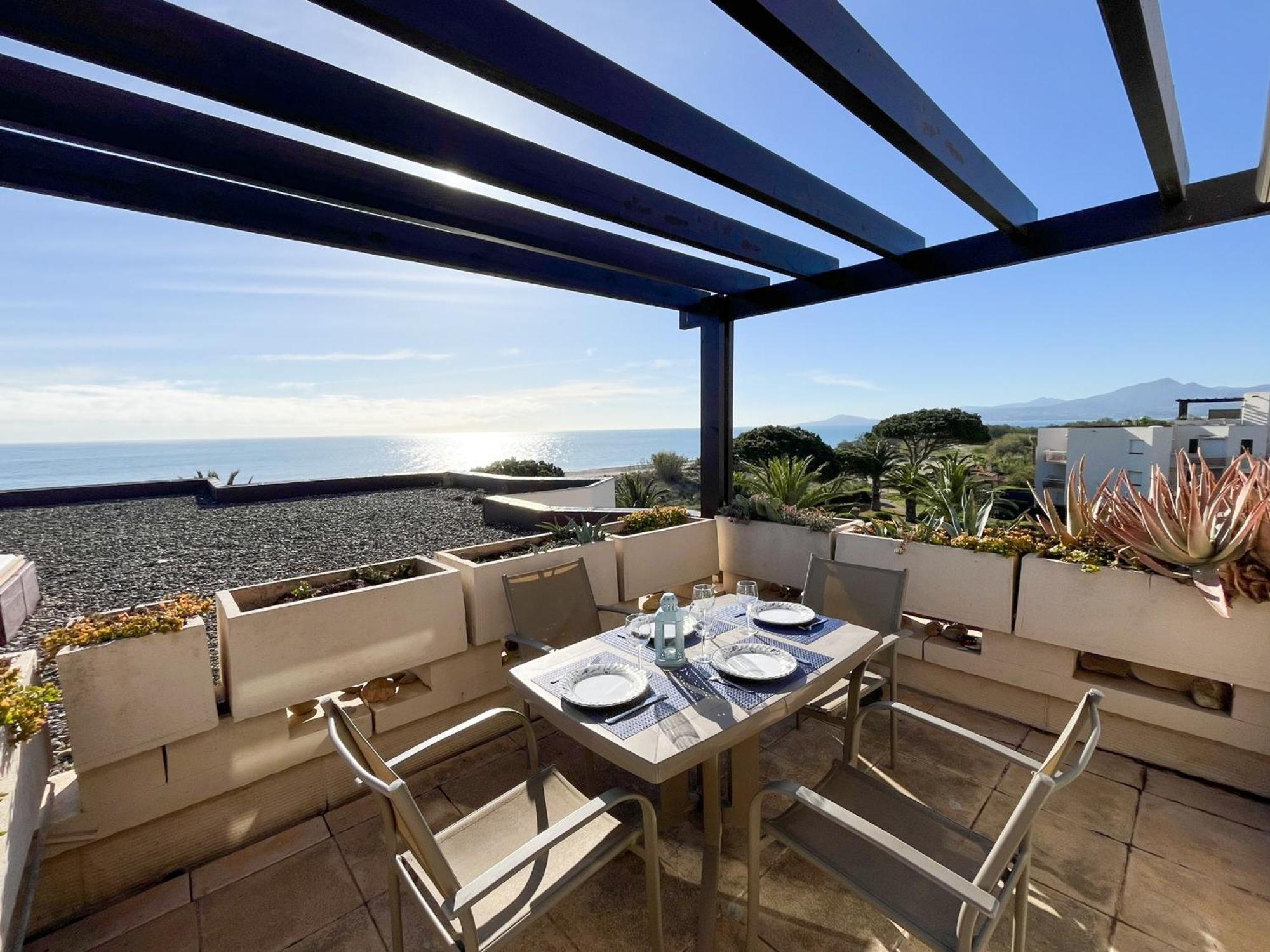 Apartment Saint-cyprien : Appt Front De Avec Piscine, Parking Et Clim - Fr-1-753-25 Saint-Cyprien (Pyrenees-Orientales)